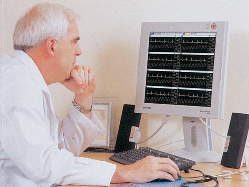 Central station system pc+monitor - produs medical pentru oferta ZESCORP