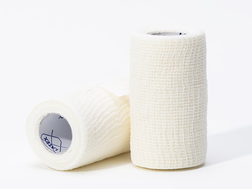 Cohesive bandage 4 m x 8 cm cutie cu 10 - produs medical pentru oferta ZESCORP